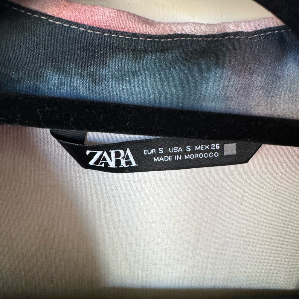 Zara Set Small - Picture 2 of 3
